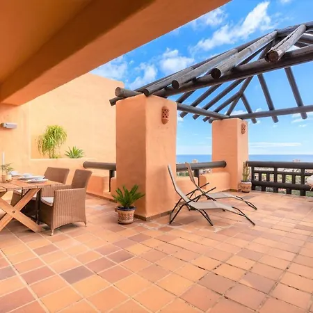 9 Penthouse With Amazing Sea Views, Close To Golf Duquesa * Manilva
