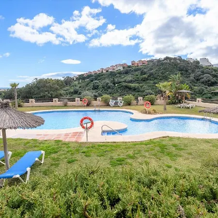 Apartment 9 Penthouse With Amazing Sea Views, Close To Golf Duquesa